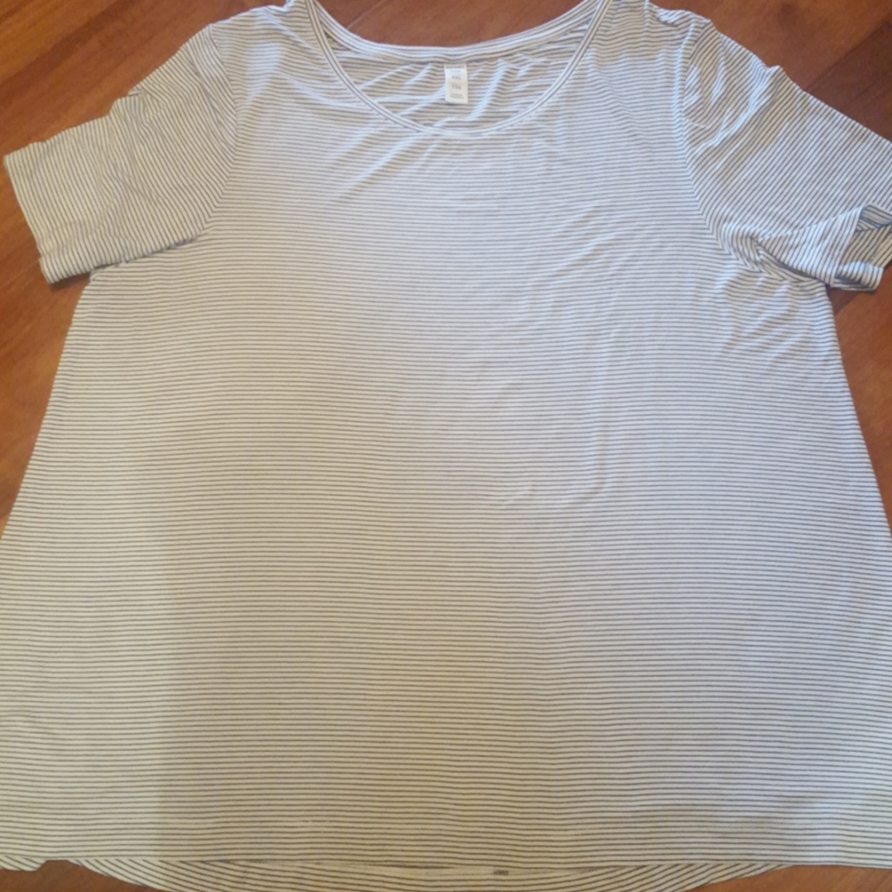 *2 for $10* Old Navy XXL luxe striped top/tunic, navy/white